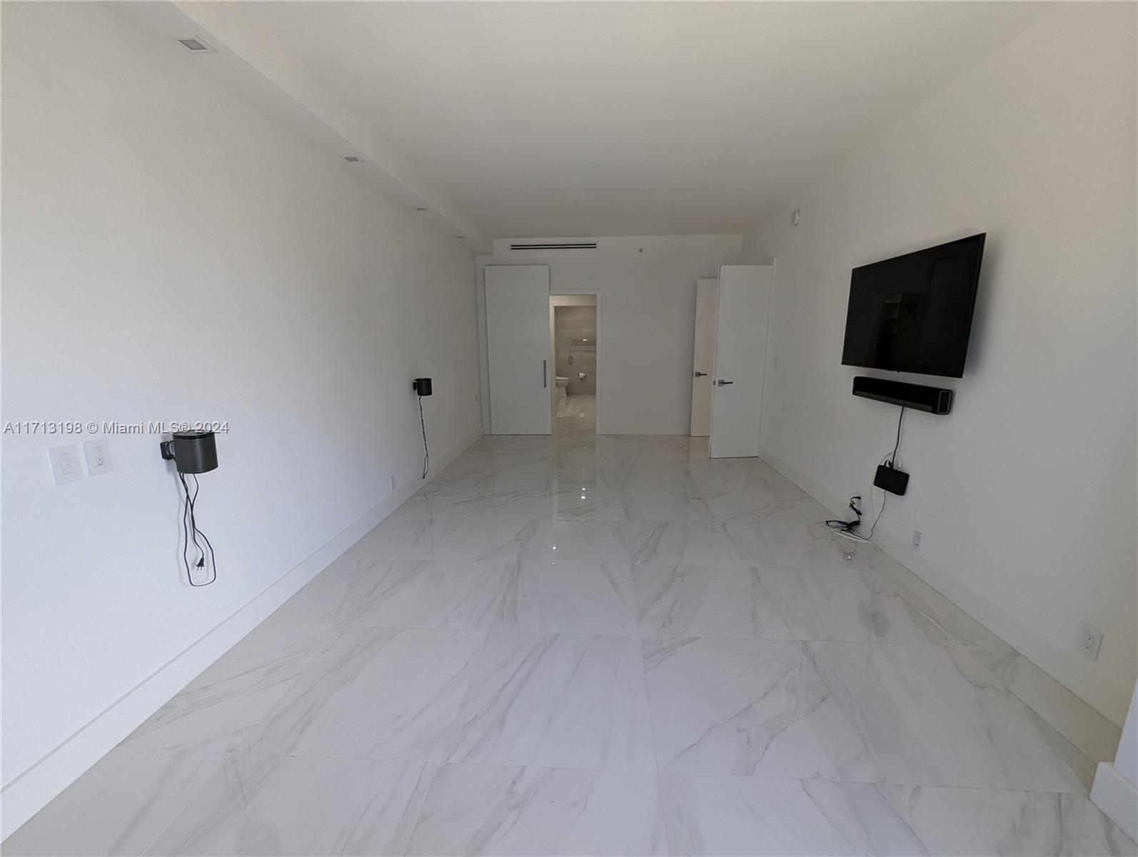 251 Crandon Blvd #428, Key Biscayne FL 33149
