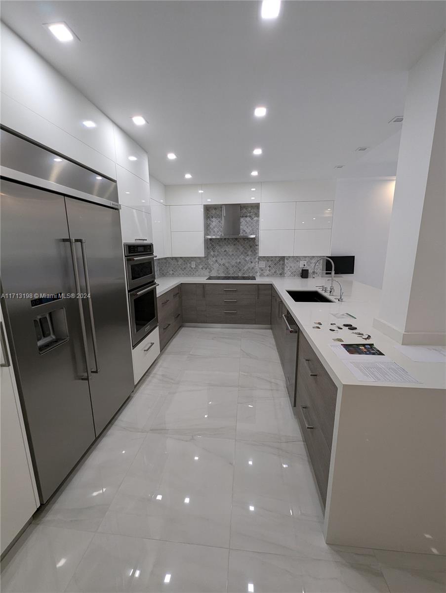 251 Crandon Blvd #428, Key Biscayne FL 33149