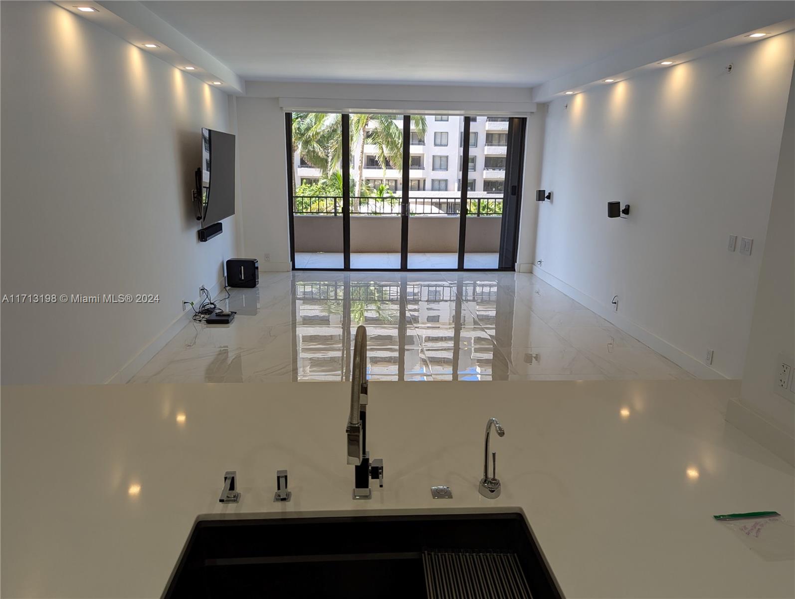 251 Crandon Blvd #428, Key Biscayne FL 33149