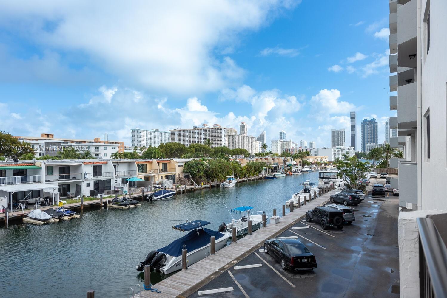 3703 NE 166 #306, North Miami Beach, Florida image 36