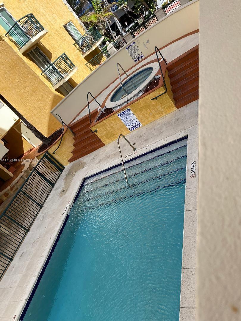 Residential, Surfside, Florida image 19