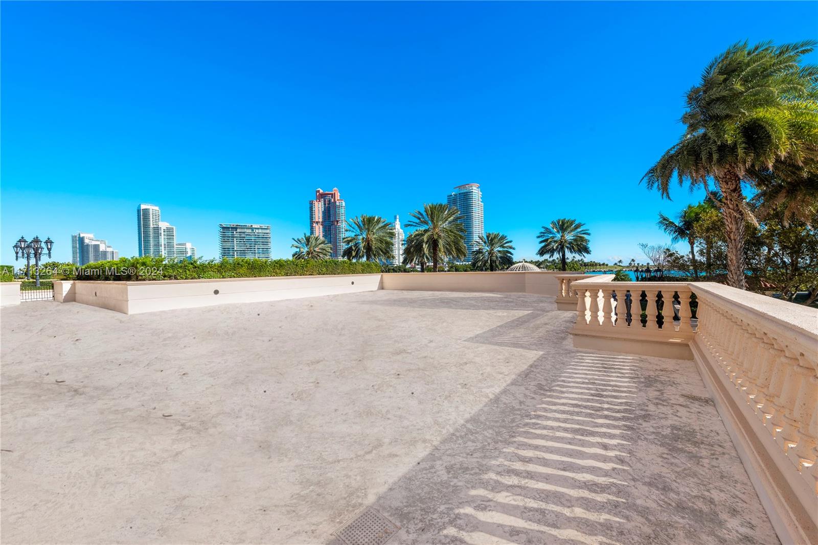 7112 Fisher Island Dr #7112, Miami Beach, Florida image 46