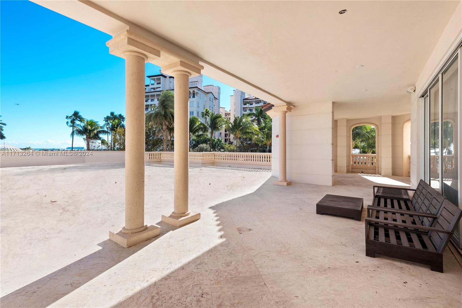 7112 Fisher Island Dr #7112, Miami Beach, Florida image 47