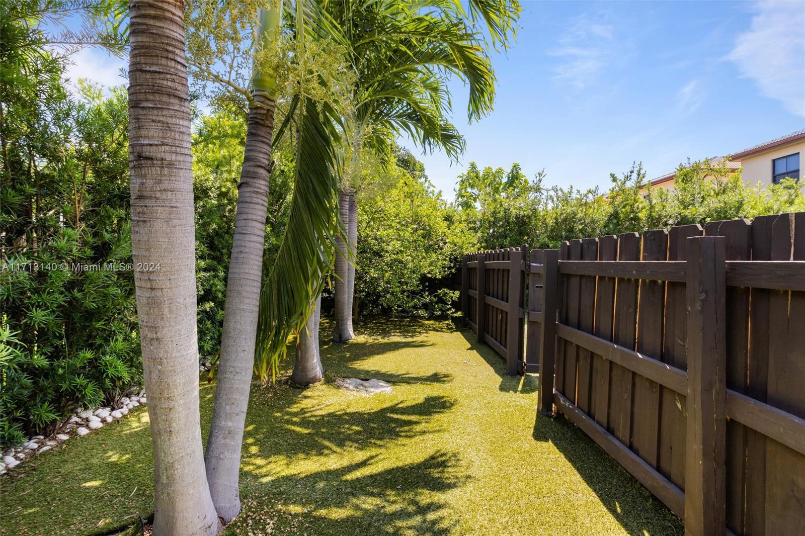 10075 NW 86th Terrace, Doral, Florida image 37