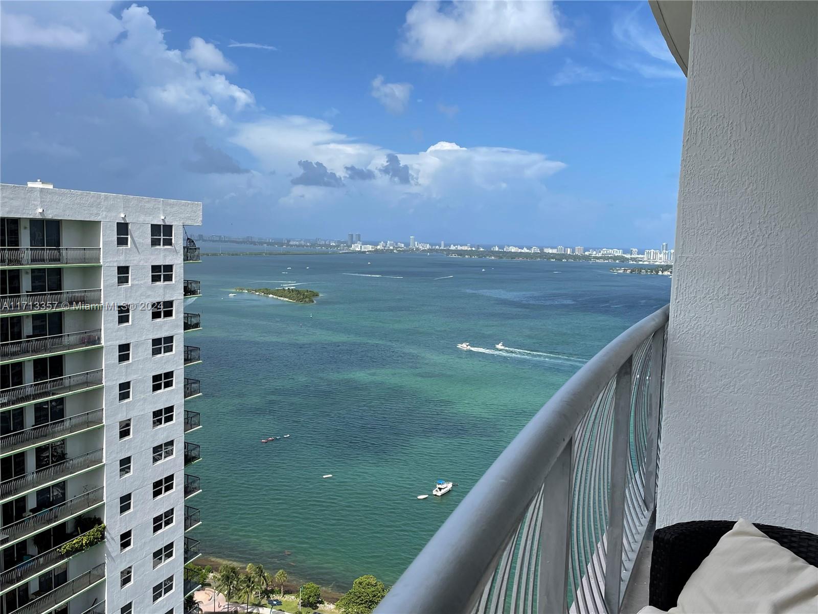 UNFURNISHED STUDIO WITH 1 BATHROOM UNIT. CITY AND PARTIAL WATER VIEW. GREAT LOCATION IN EDGEWATER. OPEN KITCHEN, APPLIANCES AND GRANITE COUNTERTOP. OPERA TOWER OFFERS GREAT AMENITIES INCLUDING: RECENTLY REMODELED FITNESS CENTER. ALSO SOCIAL EVENT ROOM, 24/7 SECURITY, AND VALET PARKING. CLOSE TO WYNWOOD, DESIGN DISTRICT, MIDTOWN AND DOWNTOWN. 1 COVERED PARKING SPACE. AVAILABLE NOW. EASY TO SHOW. CONSULT FOR PETS. *** NO SUB-LEASING ALLOWED ***