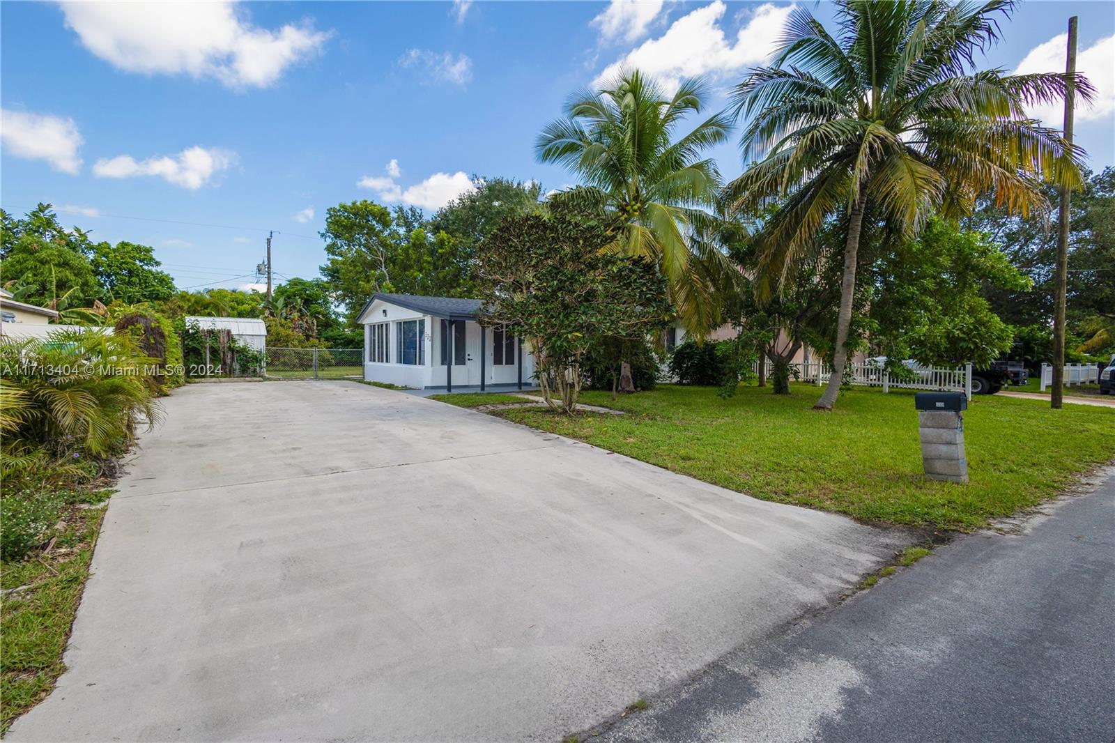 113 SE 8th Ave, Boynton Beach, Florida image 9