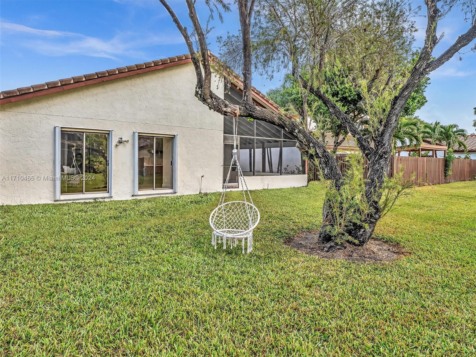 2087 Augusta, Weston, Florida image 3