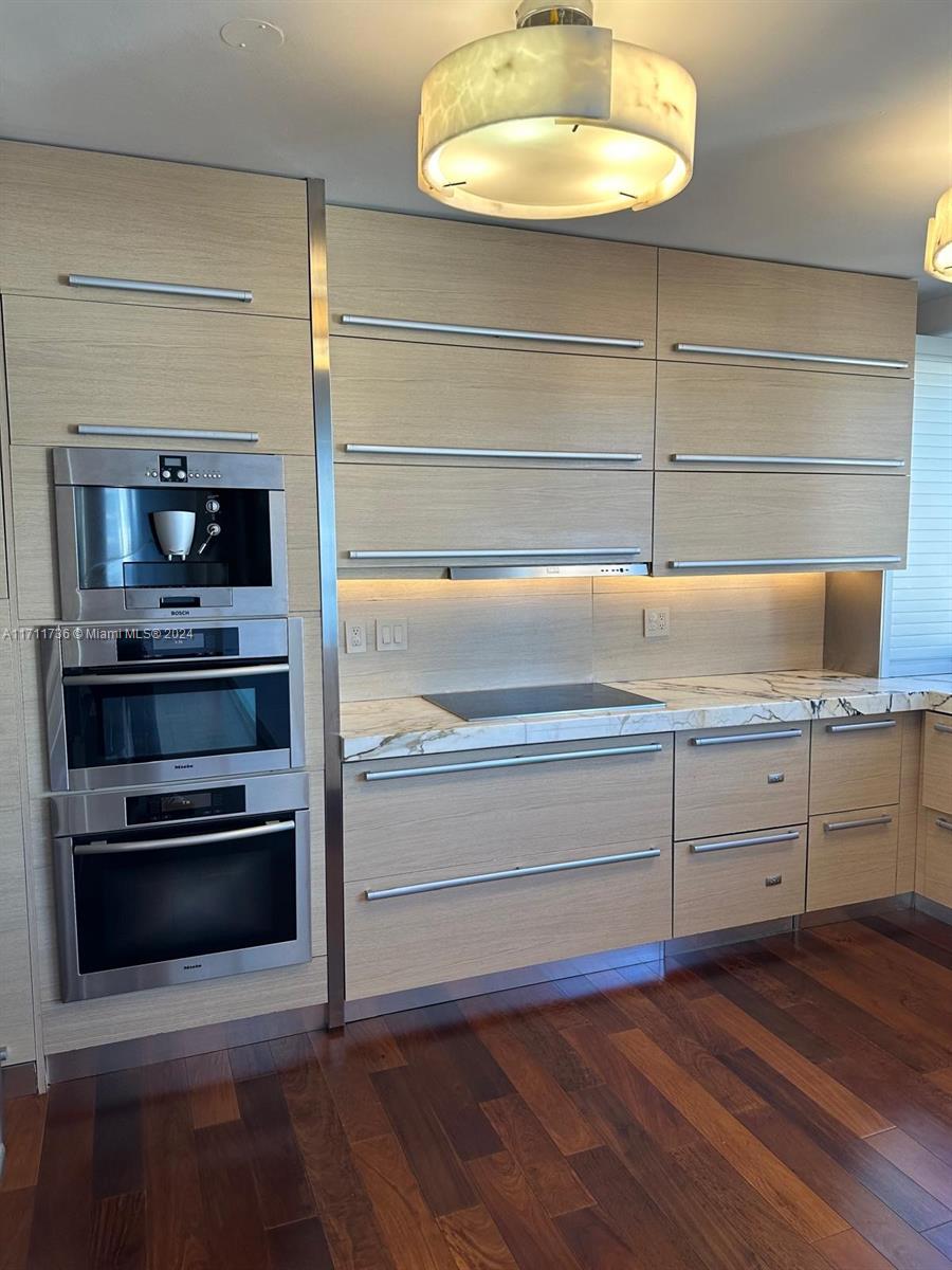 1541 Brickell Ave #B2804, Miami FL 33129