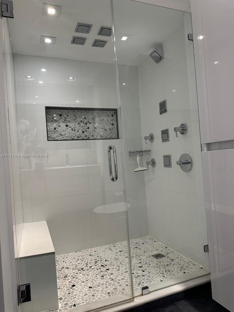 1541 Brickell Ave #B2804, Miami FL 33129