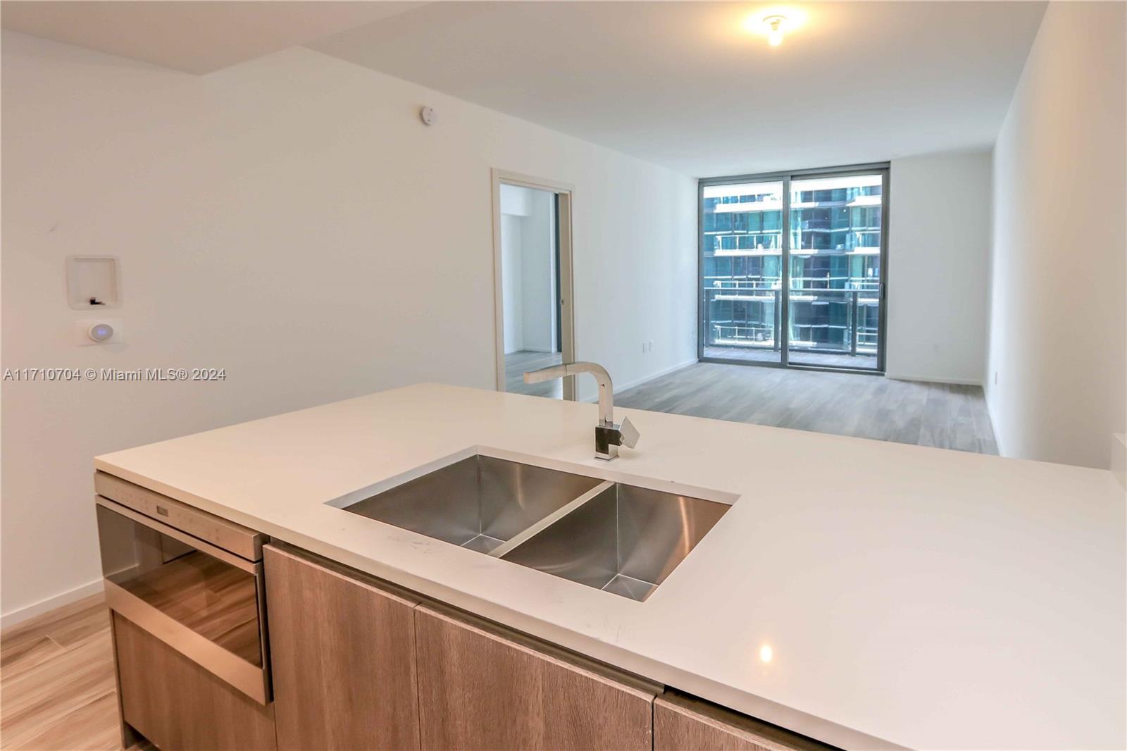 801 S Miami Ave #3306, Miami FL 33130