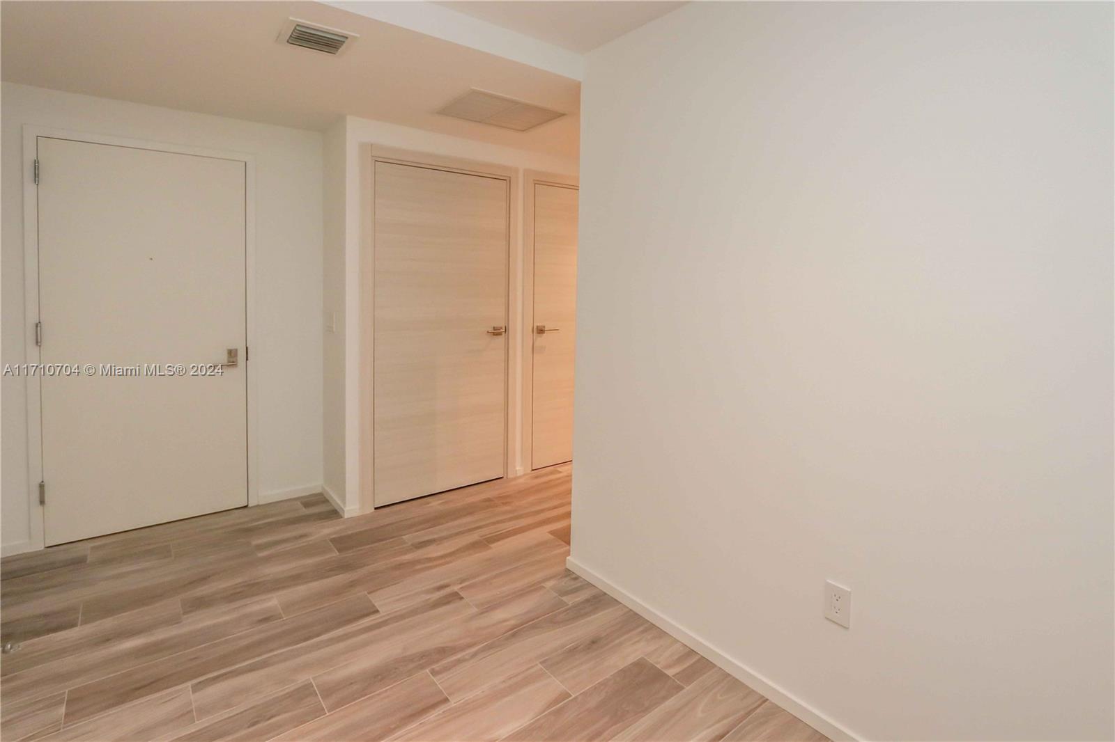 801 S Miami Ave #3306, Miami FL 33130
