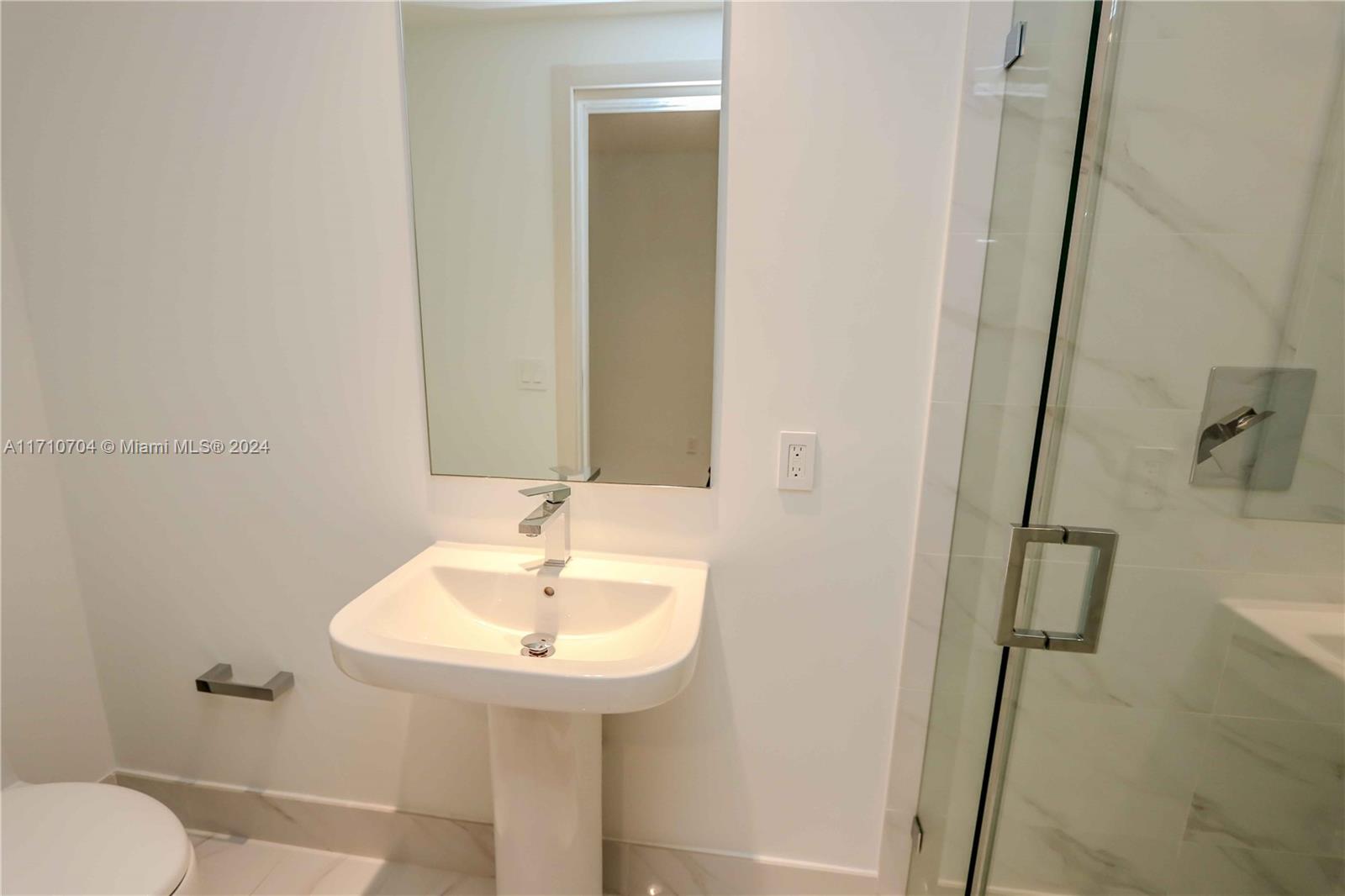 801 S Miami Ave #3306, Miami FL 33130