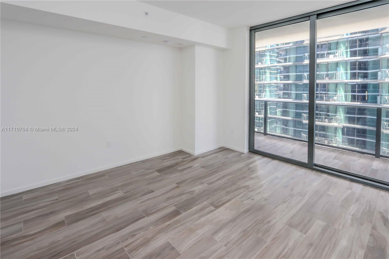 801 S Miami Ave #3306, Miami FL 33130