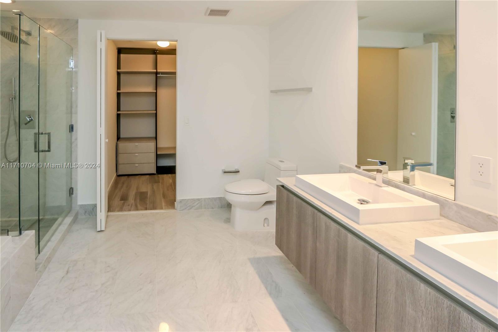 801 S Miami Ave #3306, Miami FL 33130