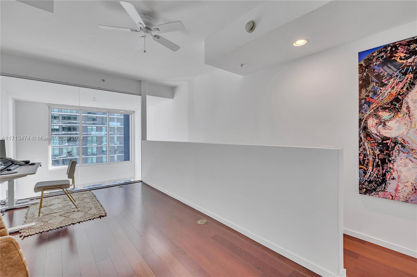 60 SW 13th St #3812, Miami FL 33130