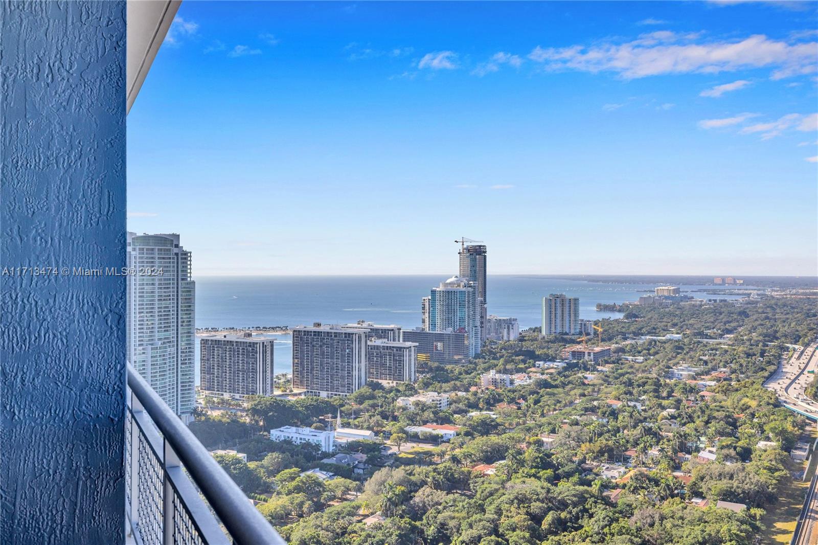 60 SW 13th St #3812, Miami FL 33130