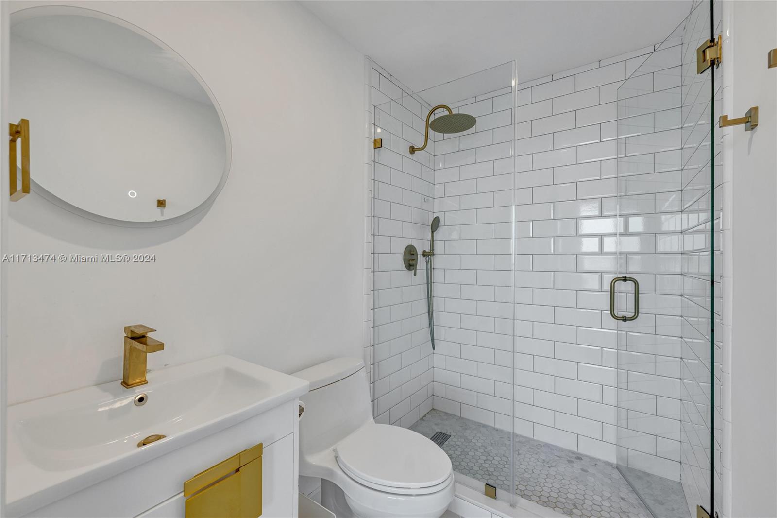 60 SW 13th St #3812, Miami FL 33130