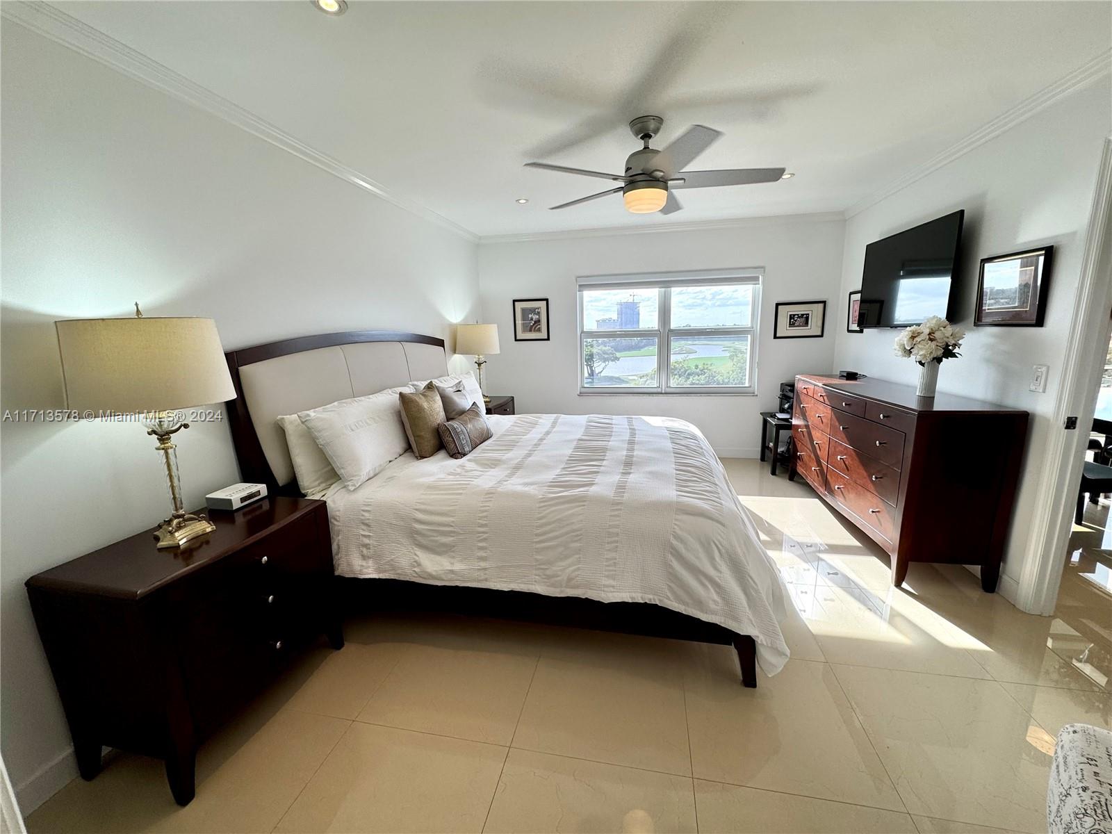 400 Diplomat Pkwy #803, Hallandale Beach, Florida image 27