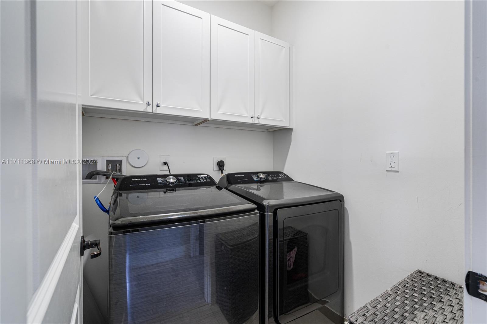 3301 NE 5th Ave #913, Miami, Florida image 32