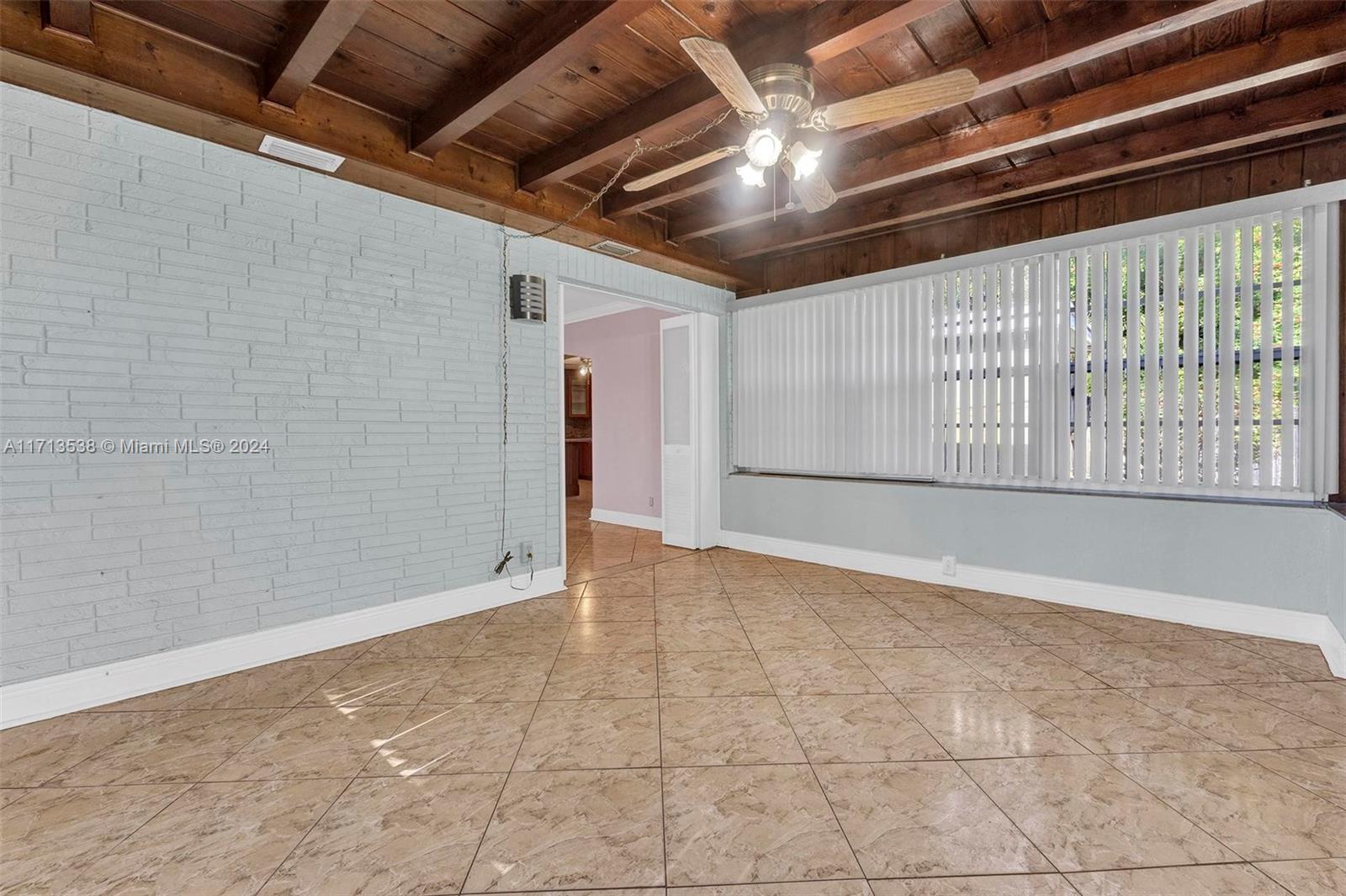 4529 SW 24th St, Fort Lauderdale, Florida image 36