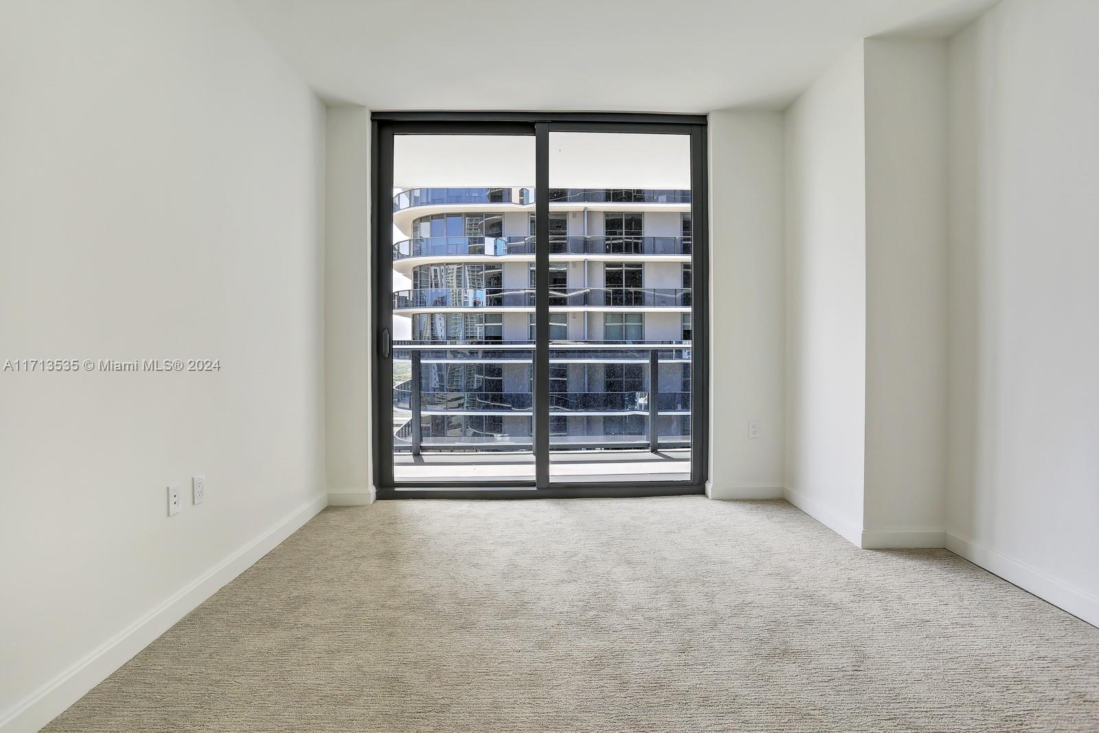 45 SW 9th St #2406, Miami FL 33130