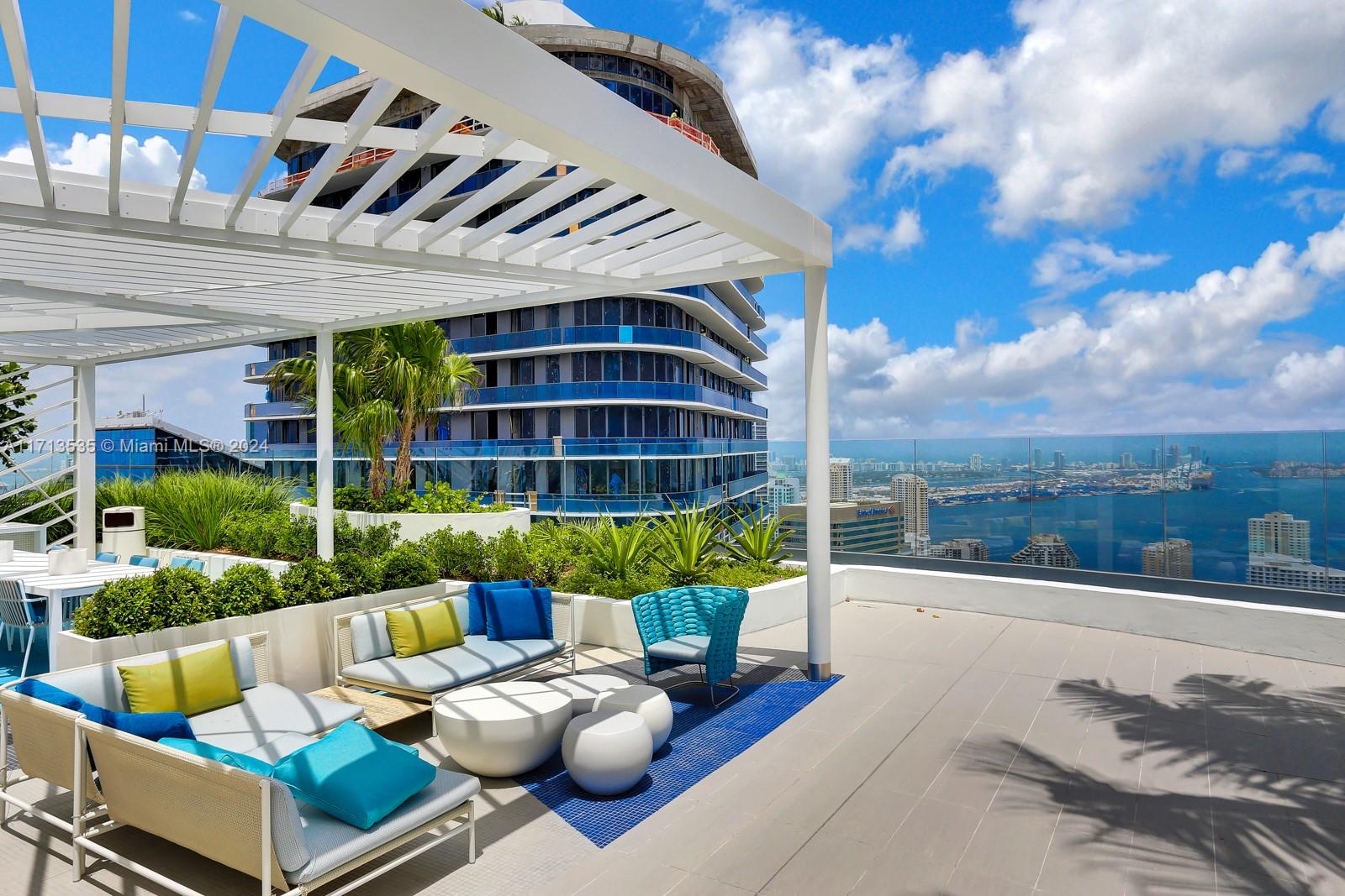 45 SW 9th St #2406, Miami FL 33130