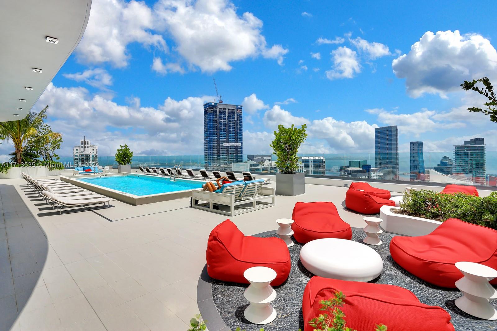 45 SW 9th St #2406, Miami FL 33130