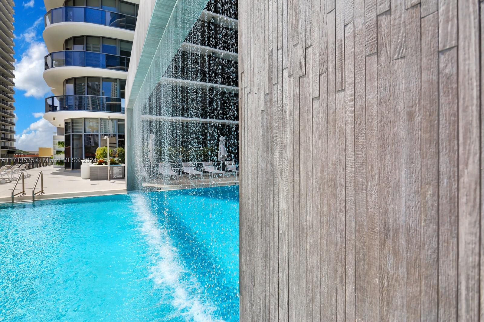 45 SW 9th St #2406, Miami FL 33130