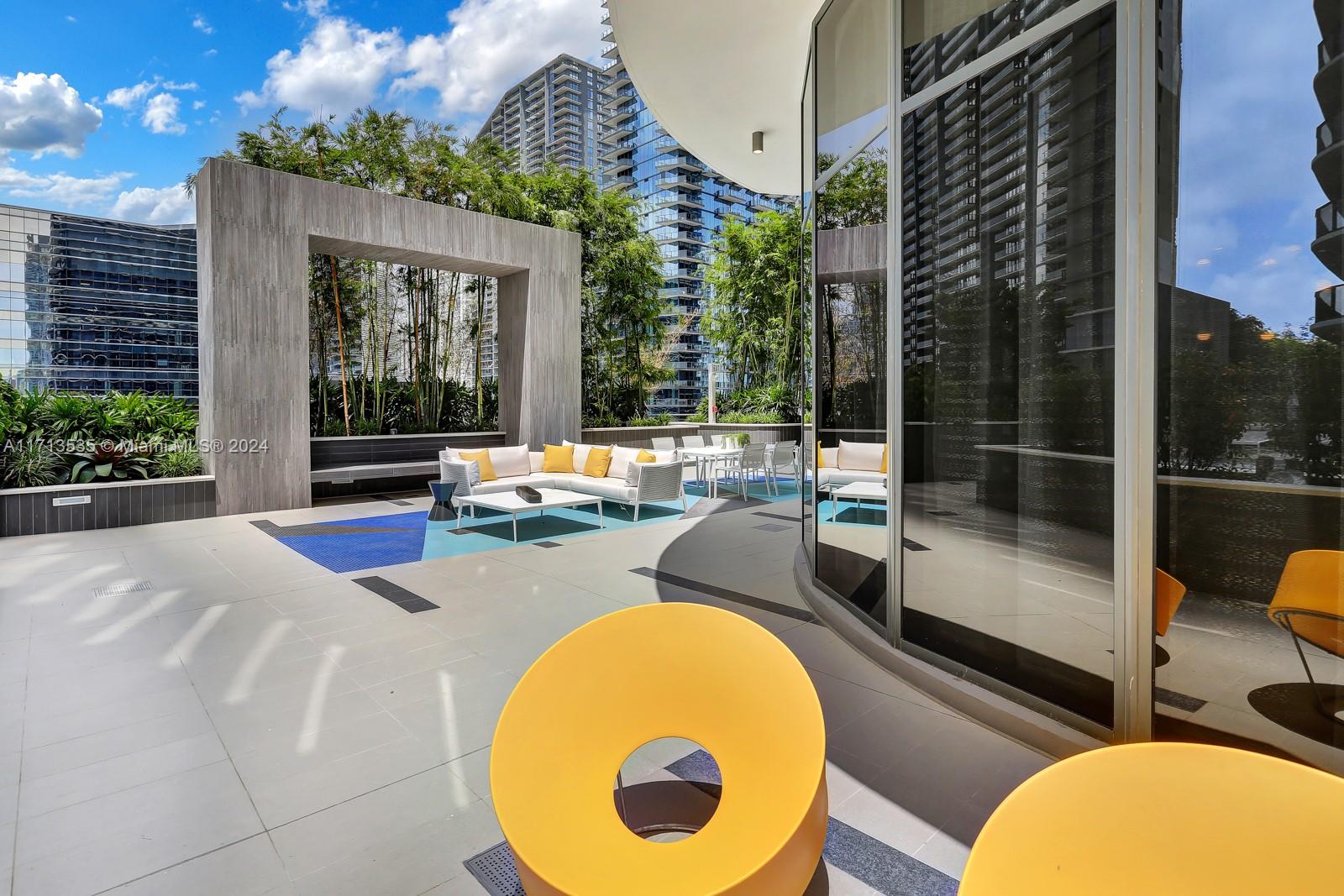 45 SW 9th St #2406, Miami FL 33130
