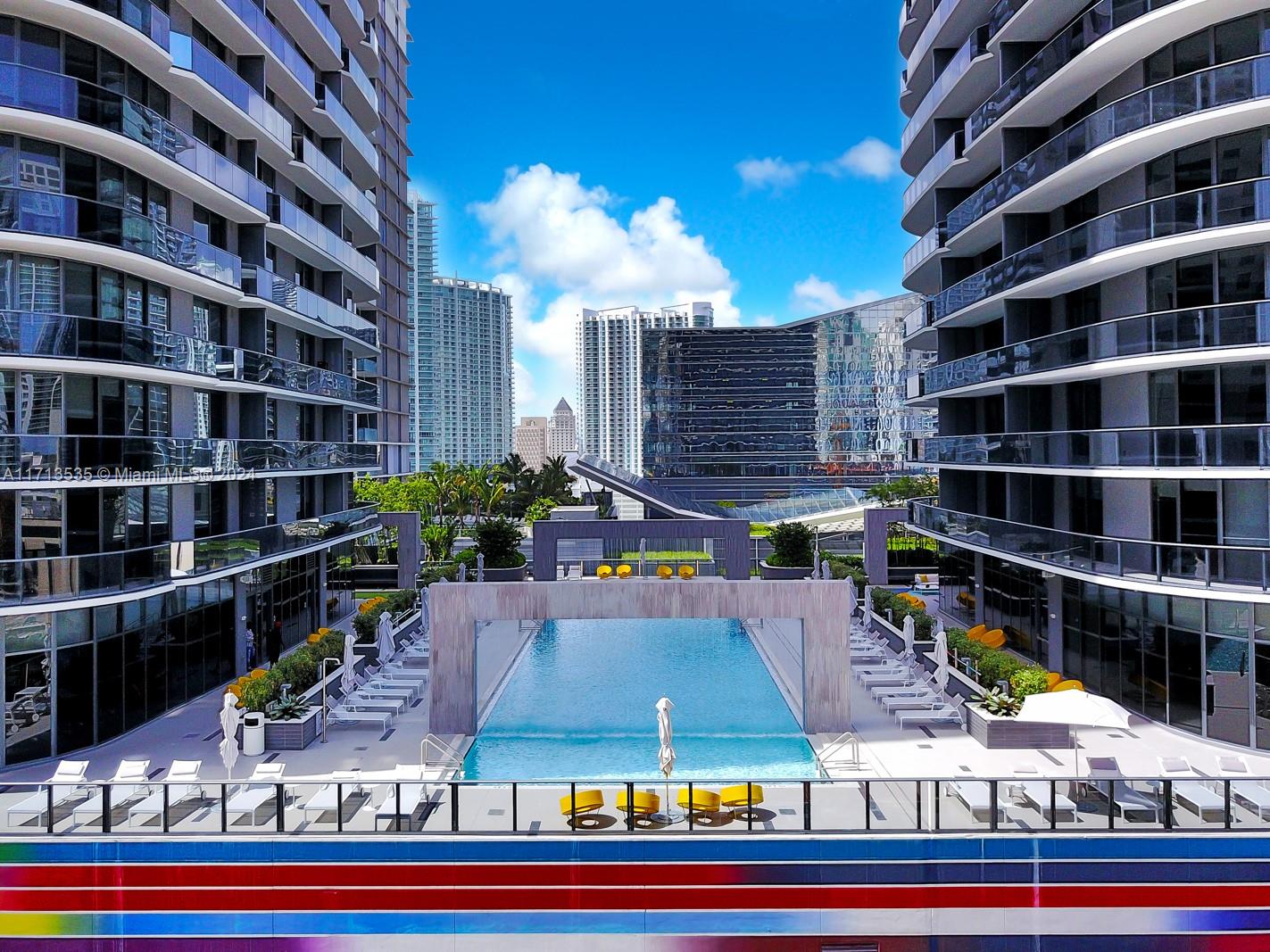 45 SW 9th St #2406, Miami FL 33130