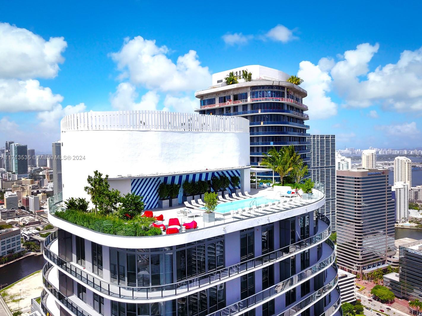 45 SW 9th St #2406, Miami FL 33130