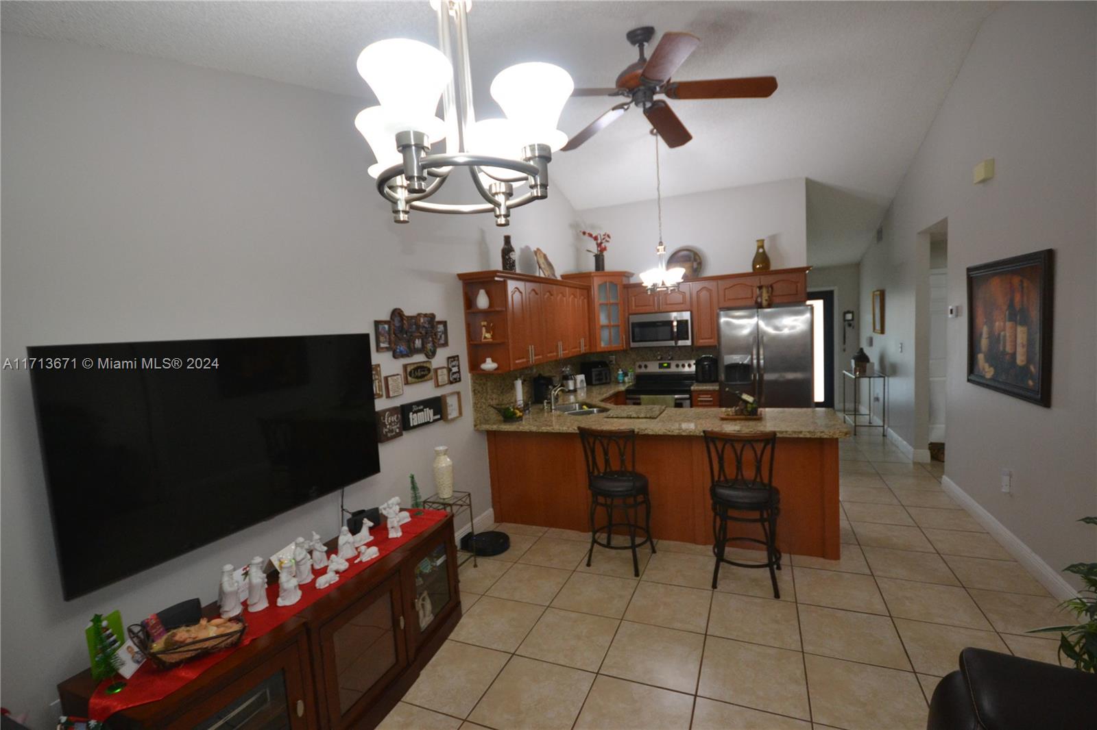 9069 NW 115th St, Hialeah Gardens, Florida image 7