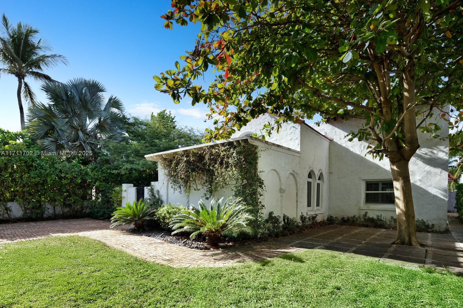 2974 Old Alton Rd, Miami Beach, Florida image 36