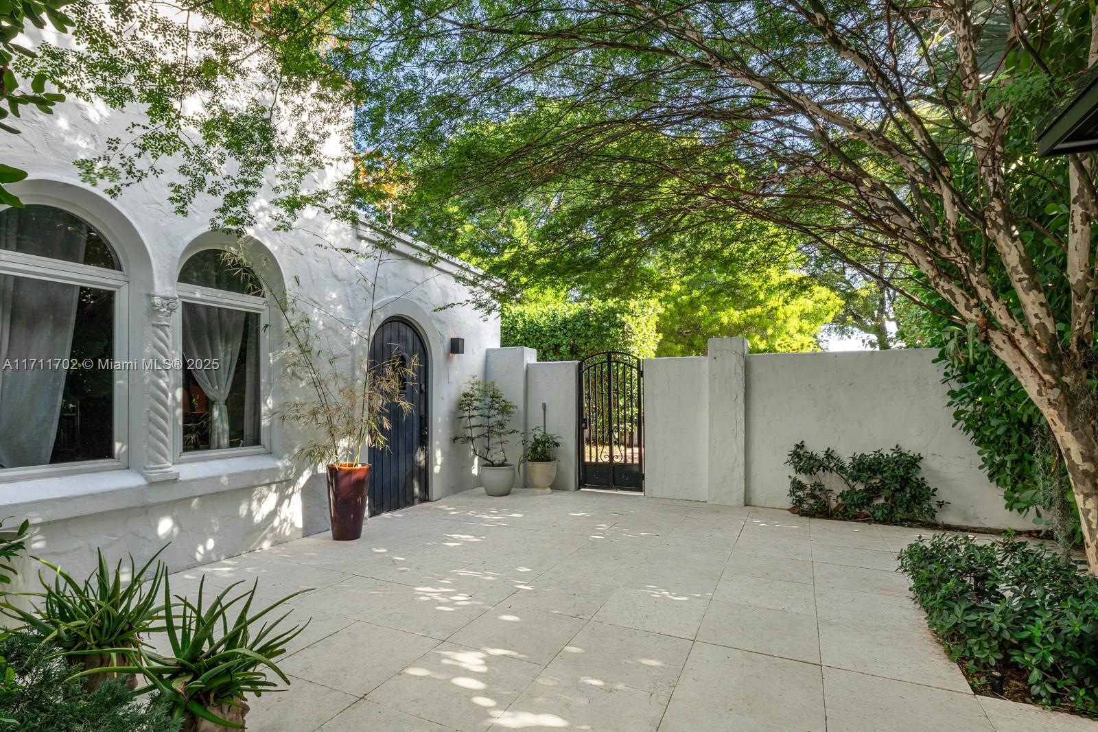 2974 Old Alton Rd, Miami Beach, Florida image 8