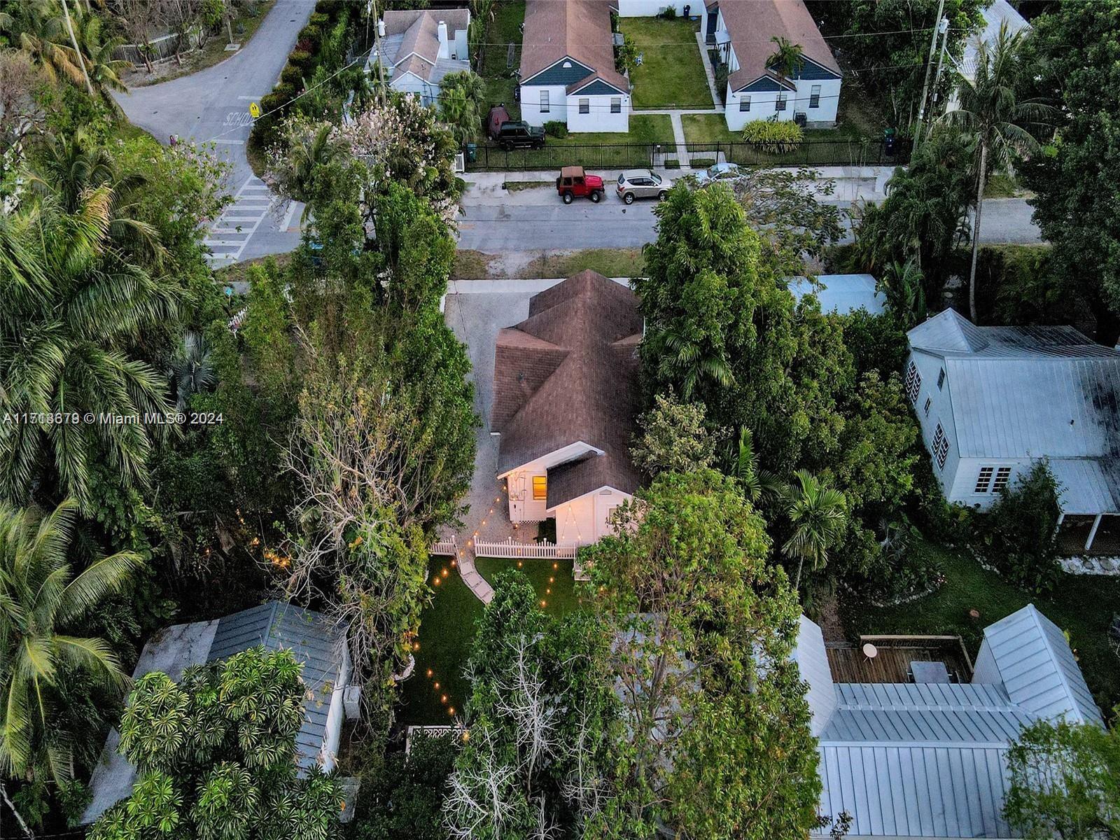 835 NE 88th St, Miami, Florida image 9