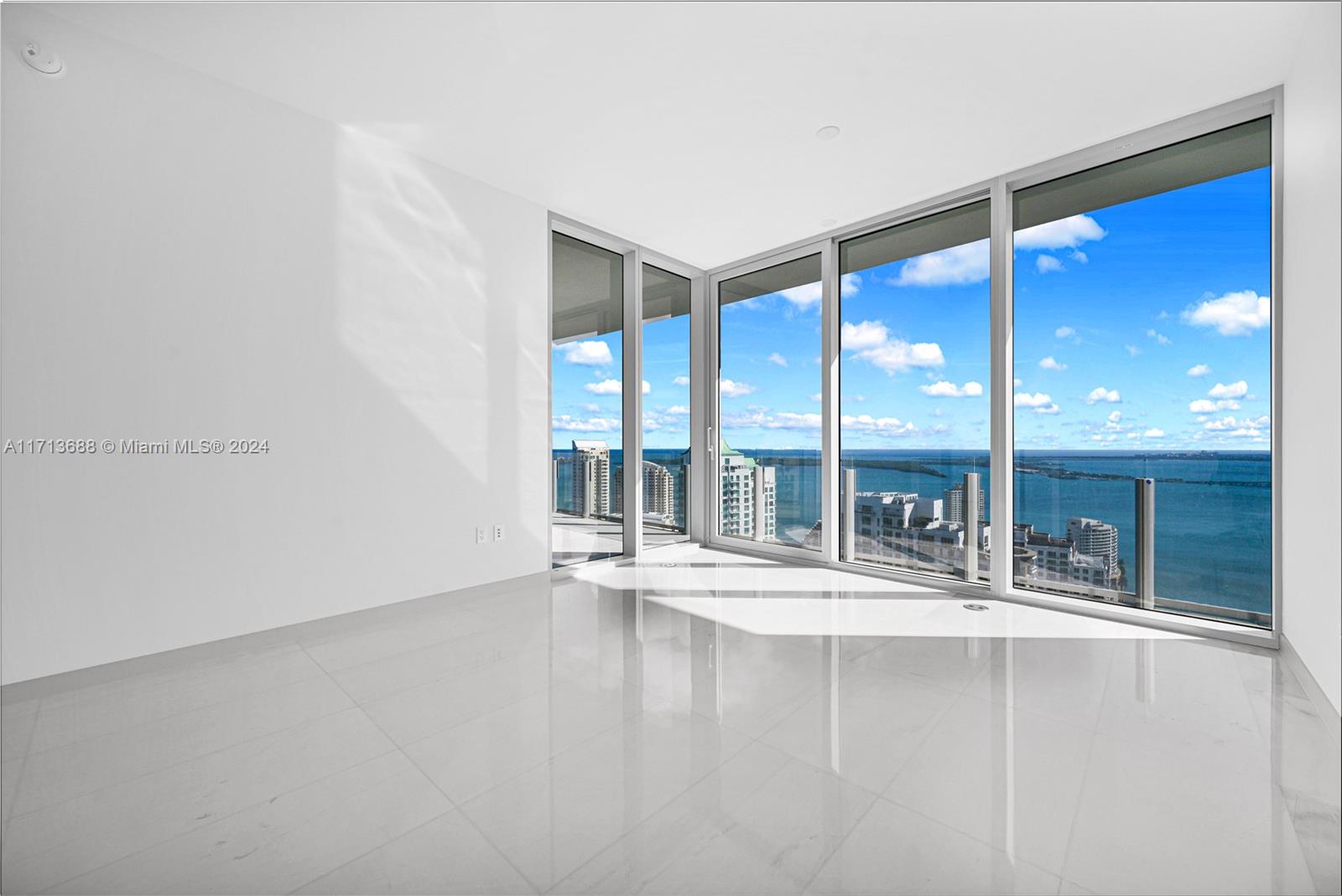 300 Biscayne Blvd Way #4303, Miami, Florida image 13