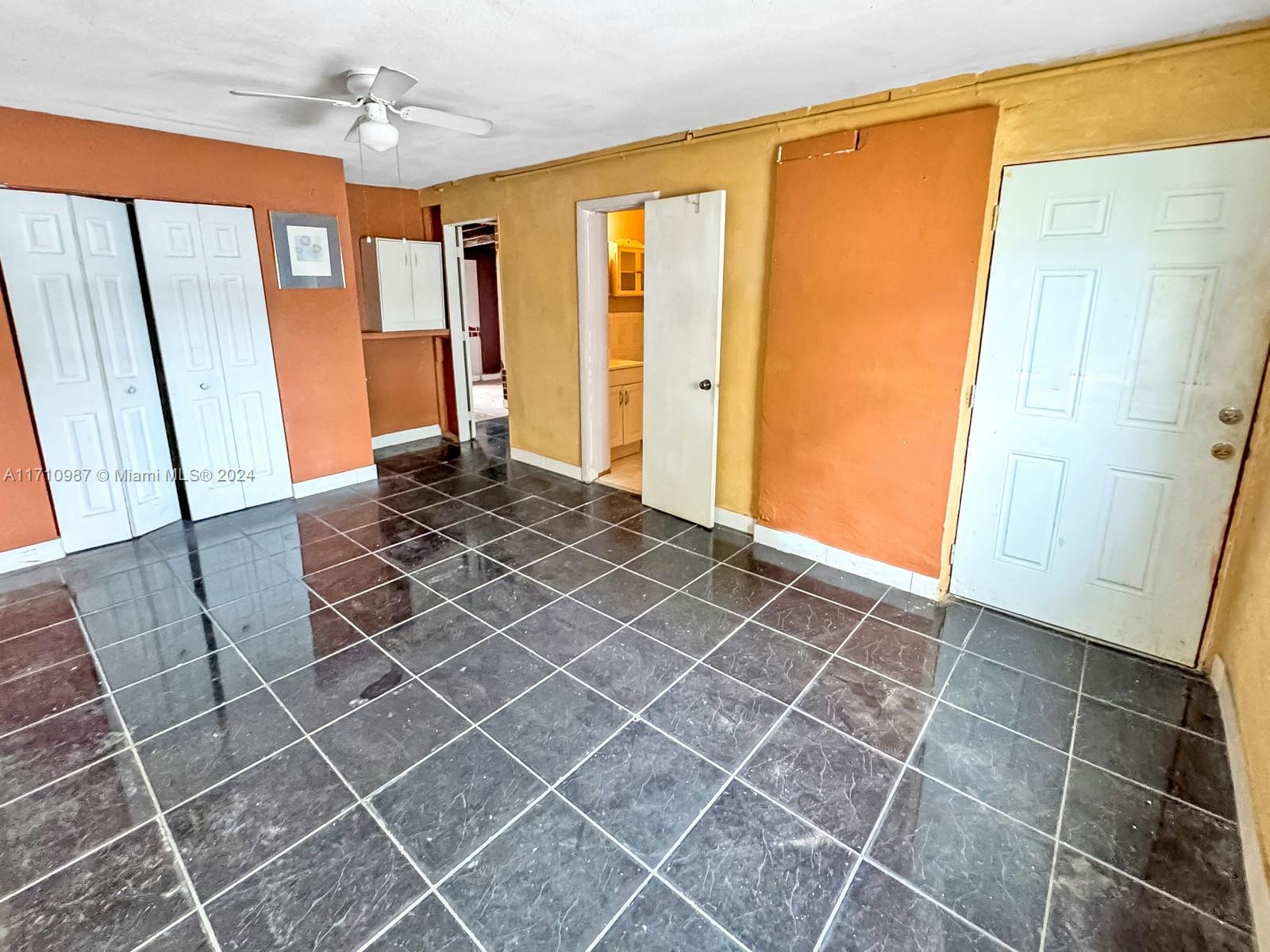 17645 NW 37th Ave, Miami Gardens, Florida image 25