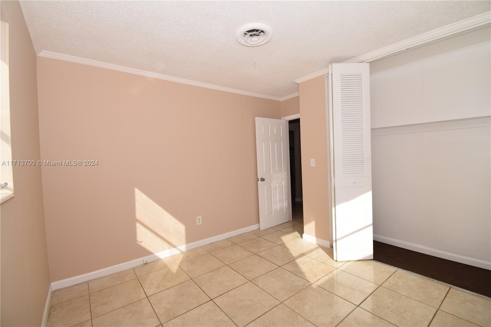 4221 NW 21st St, Lauderhill, Florida image 36