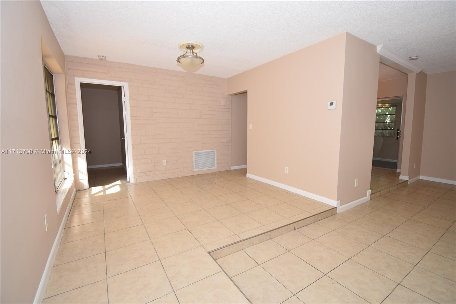 4221 NW 21st St, Lauderhill, Florida image 44