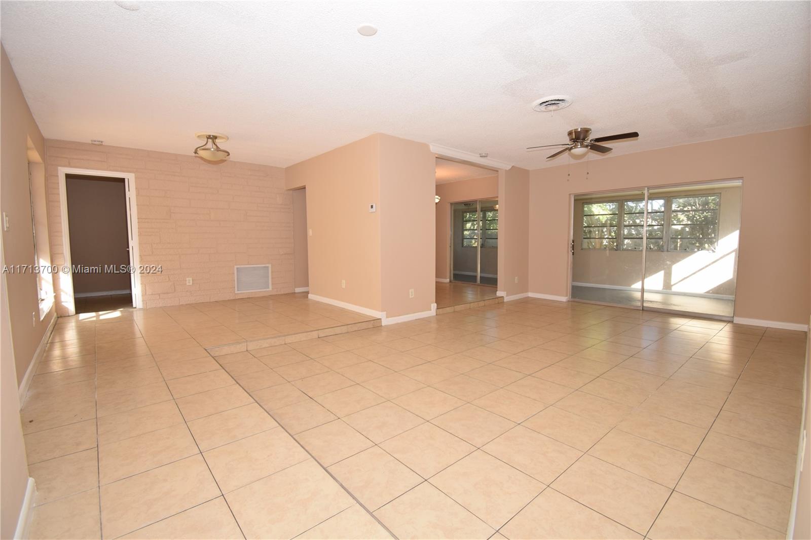 4221 NW 21st St, Lauderhill, Florida image 45