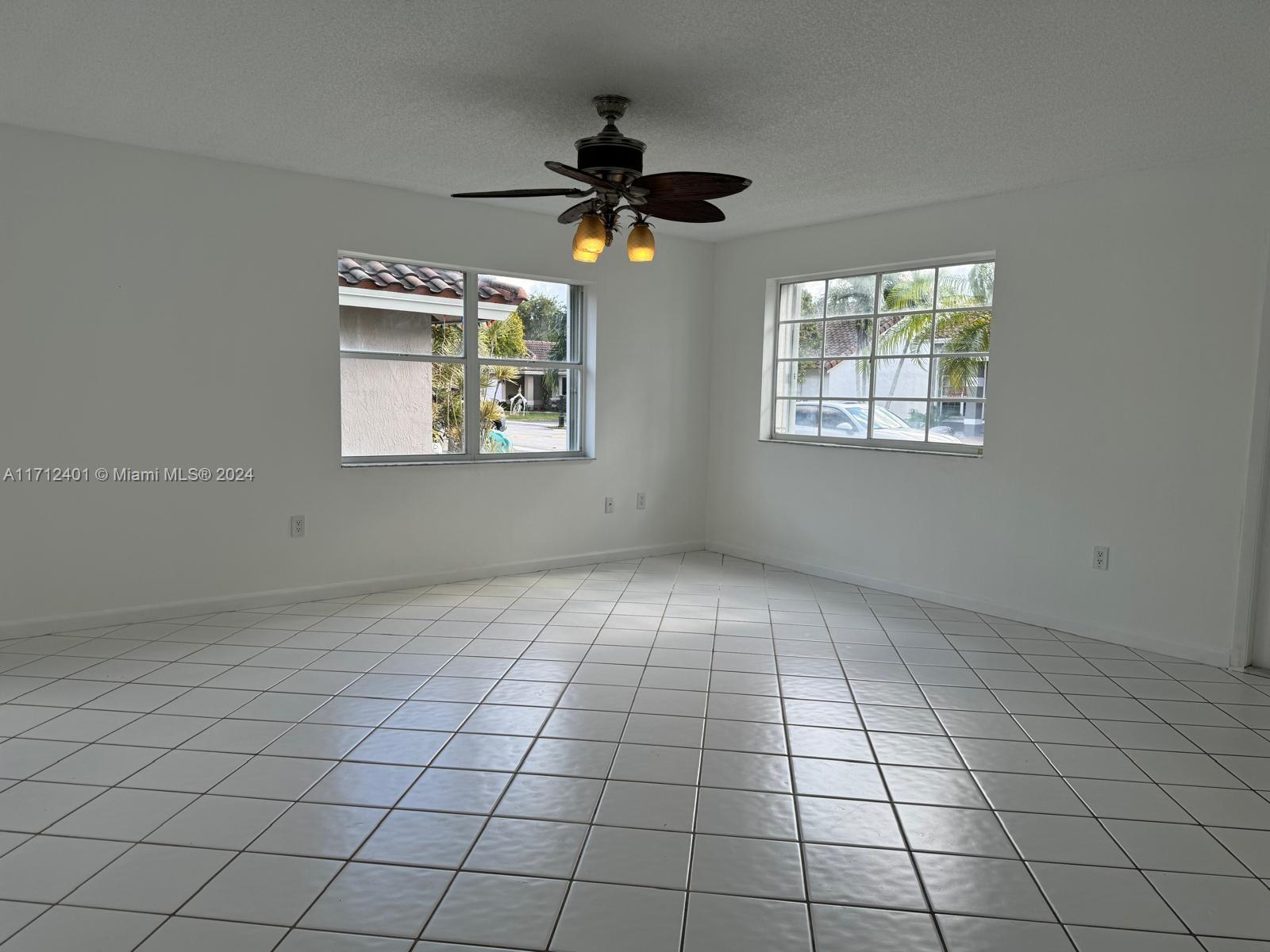 12149 NW 34th St, Sunrise, Florida image 23