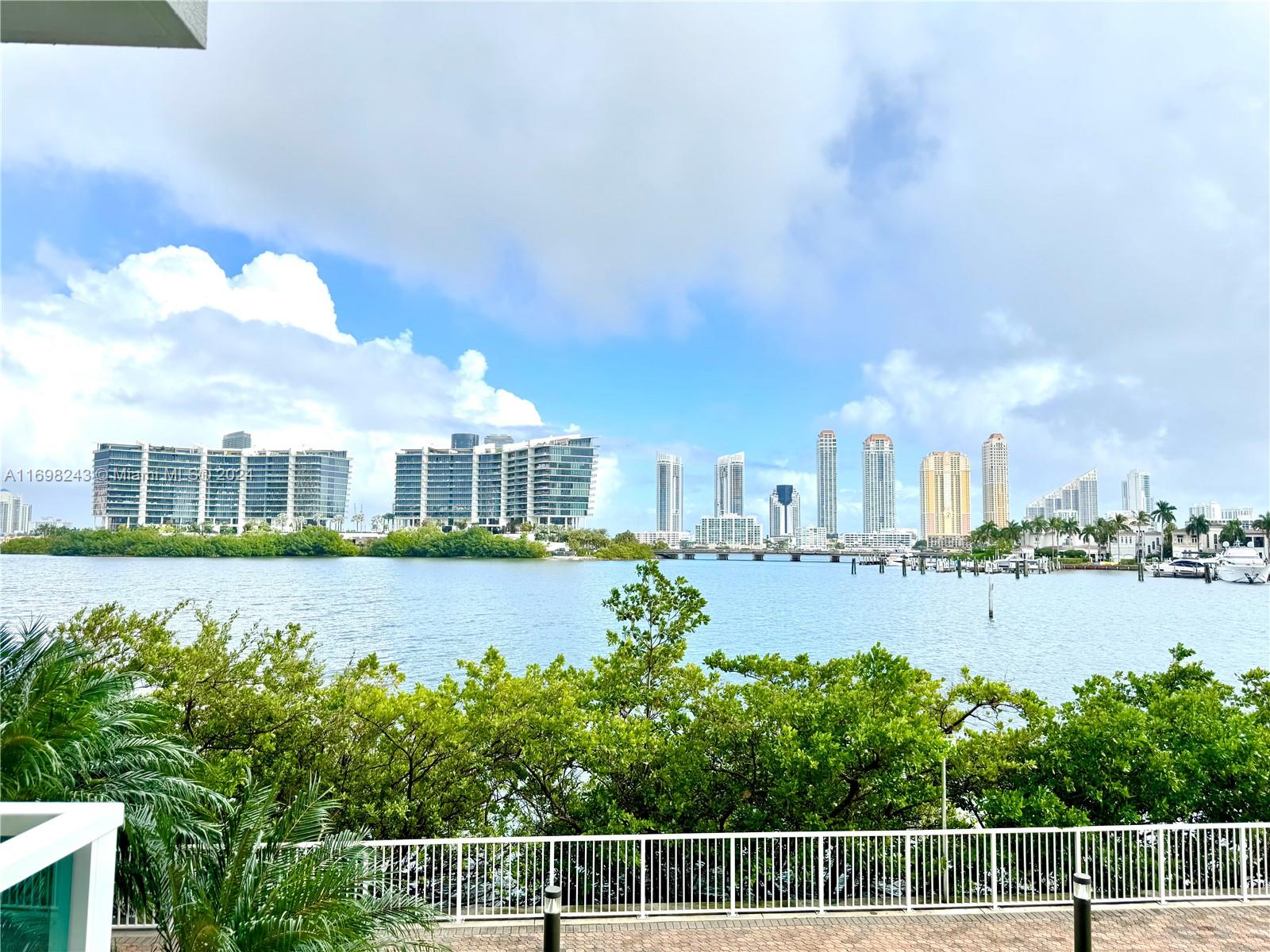 3201 NE 183rd St #1805, Aventura FL 33160