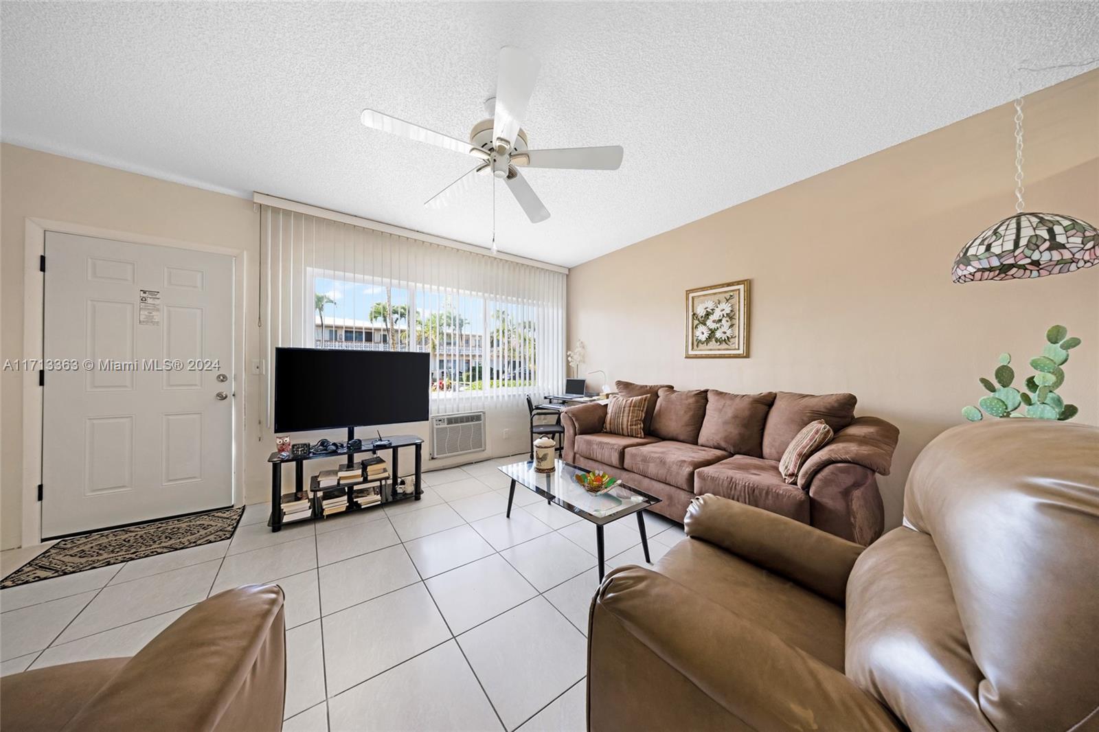 901 SW 11th Ave #3H, Hallandale Beach, Florida image 4