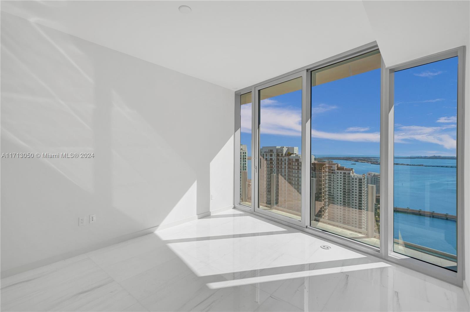 300 Biscayne Blvd Way #3605, Miami, Florida image 24