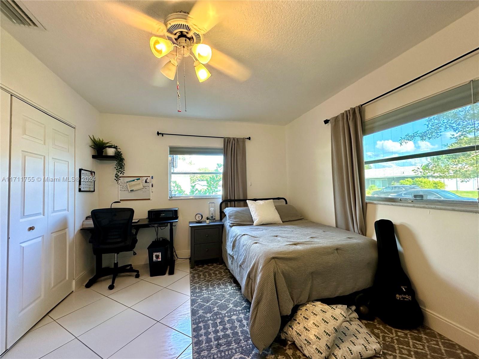 8115 NW 100th Ter, Tamarac, Florida image 17