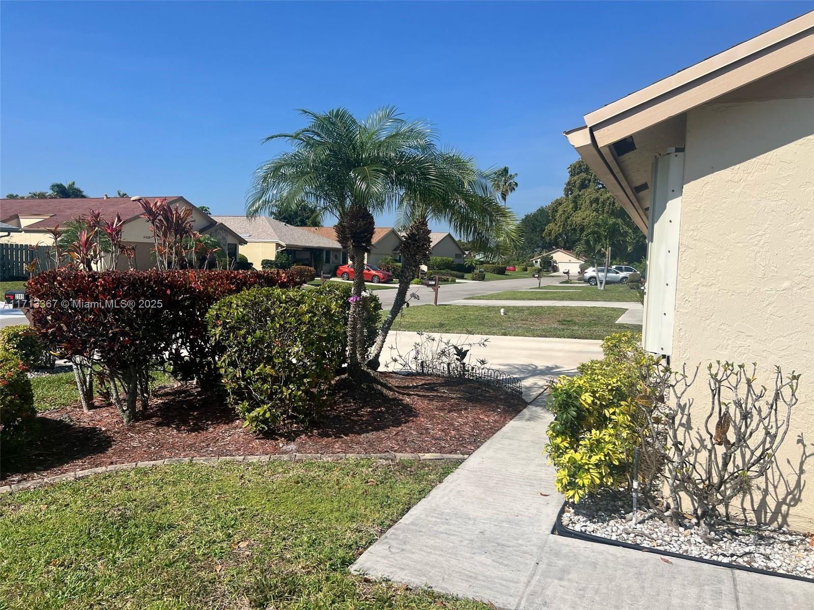 2385 NW 14th St, Delray Beach, Florida image 4