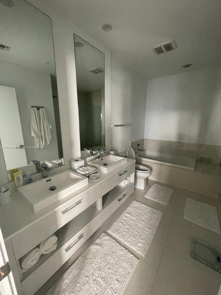 55 SW 9 ST #4208, Miami FL 33130