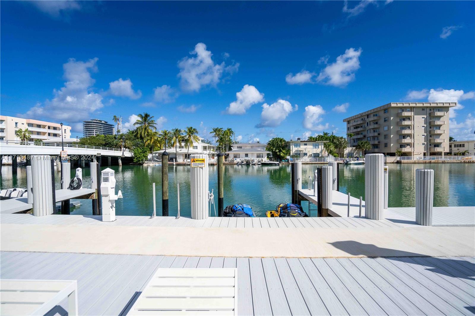 8425 Crespi Blvd, Miami Beach, Florida image 12