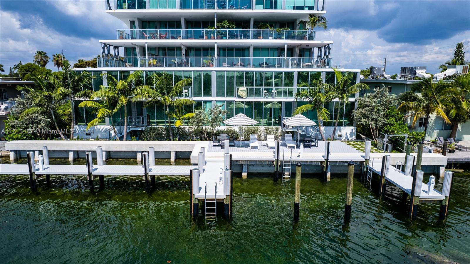 8425 Crespi Blvd, Miami Beach, Florida image 4