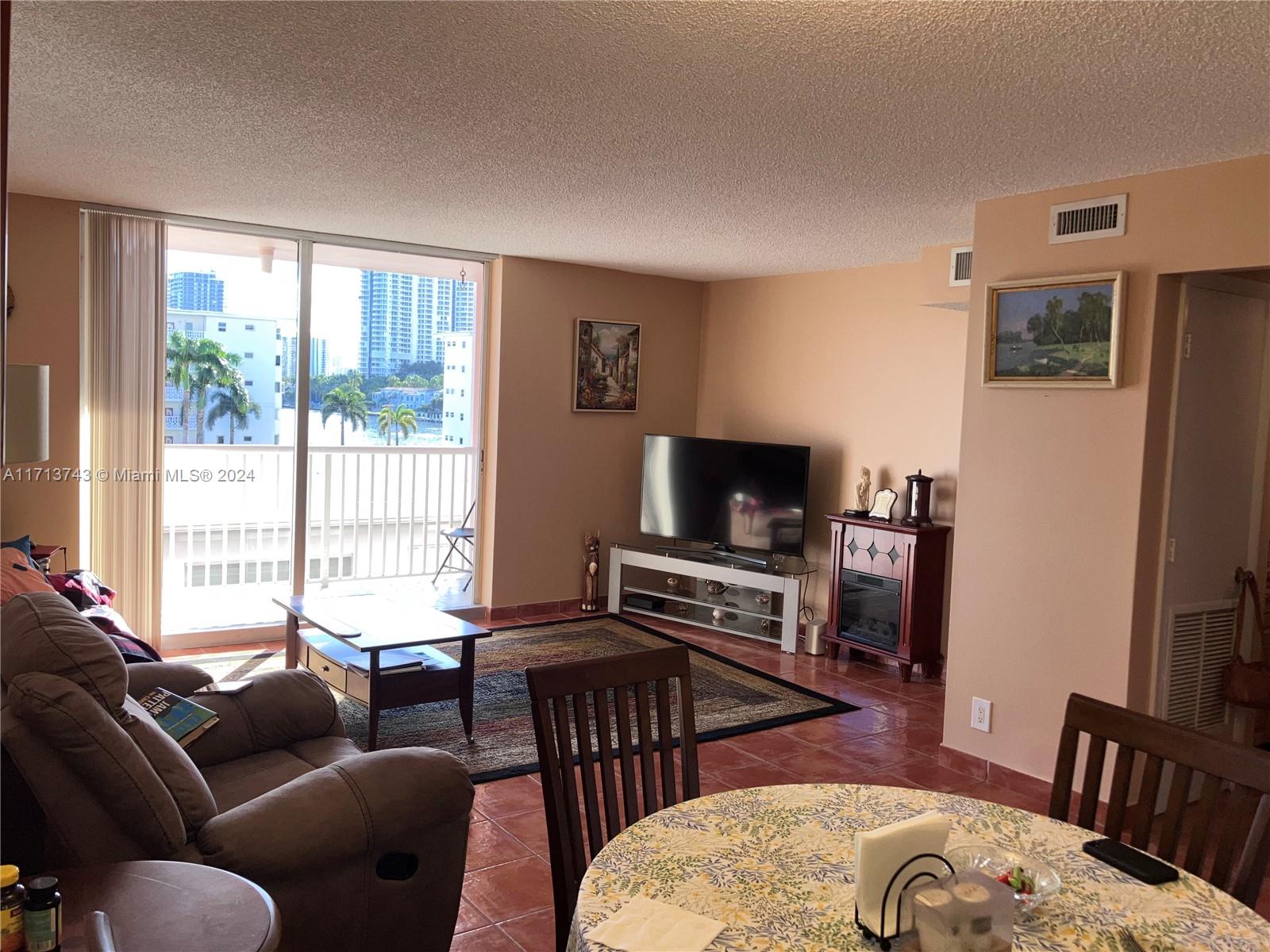 3161 S Ocean Dr #409, Hallandale Beach, Florida image 6